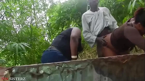 Bush Sex Is The Best So Far With African Gift